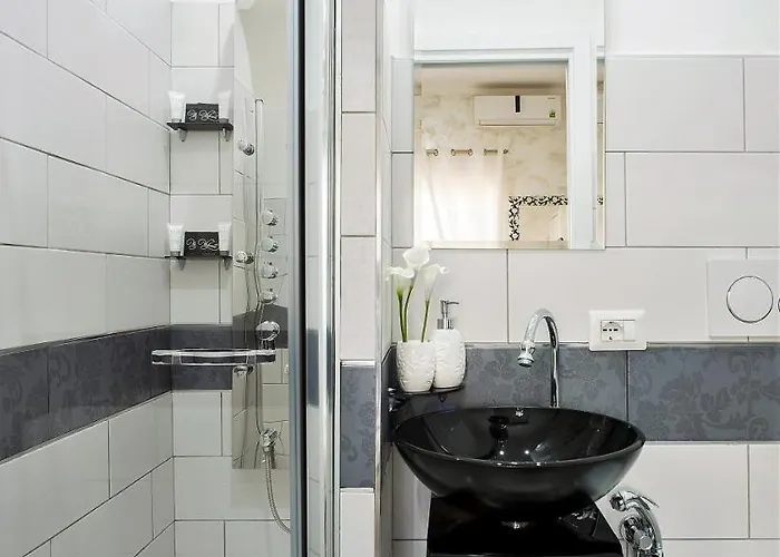 San Pietro Panoramic View Apartment *